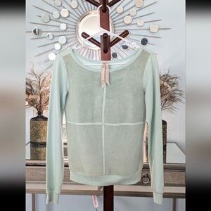 Bailey 44 Sweater Size S.